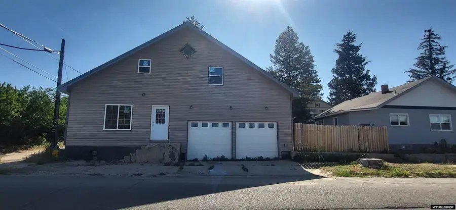 222 E Maple St, Rawlins, WY 82301 - Image #2