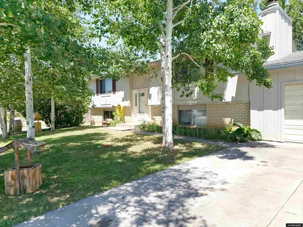 313 Cottonwood Street, Evanston, WY 82930