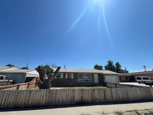 813 S 15th Street, Worland, WY 82401