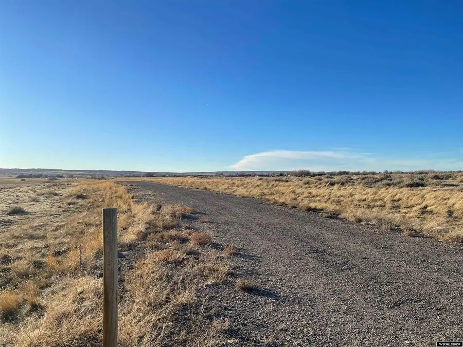 598 N Robertson Road, Casper, WY 82604 - Image #2