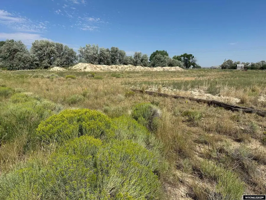 514 W Hugus, Saratoga, WY 82331 - Image #2