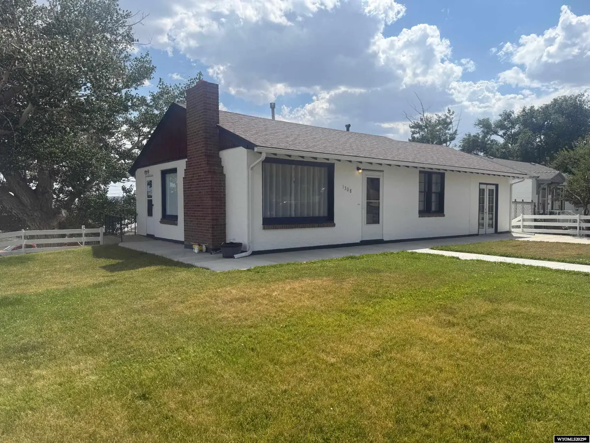 1308 High Street, Rawlins, WY 82301 - Image #1