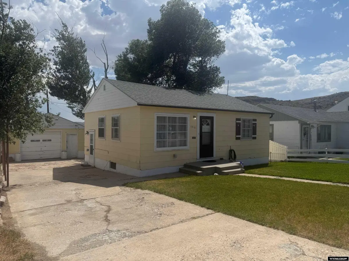 1316 High Street, Rawlins, WY 82301 - Image #1
