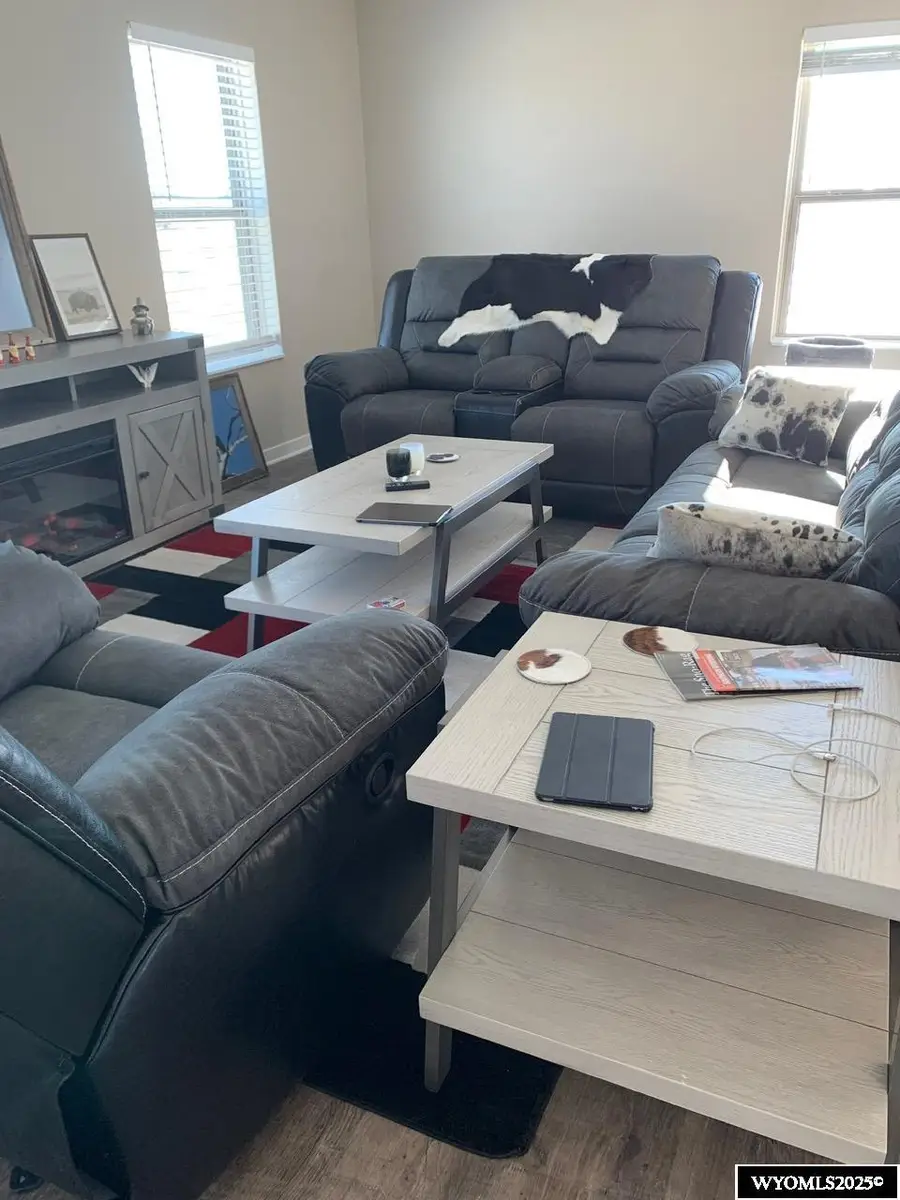 405 Walnut Court E, Unit 3B, Saratoga, WY 82331 - Image #3