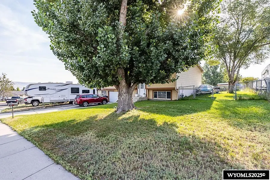 1810 Alabama, Green River, WY 82935 - Image #2