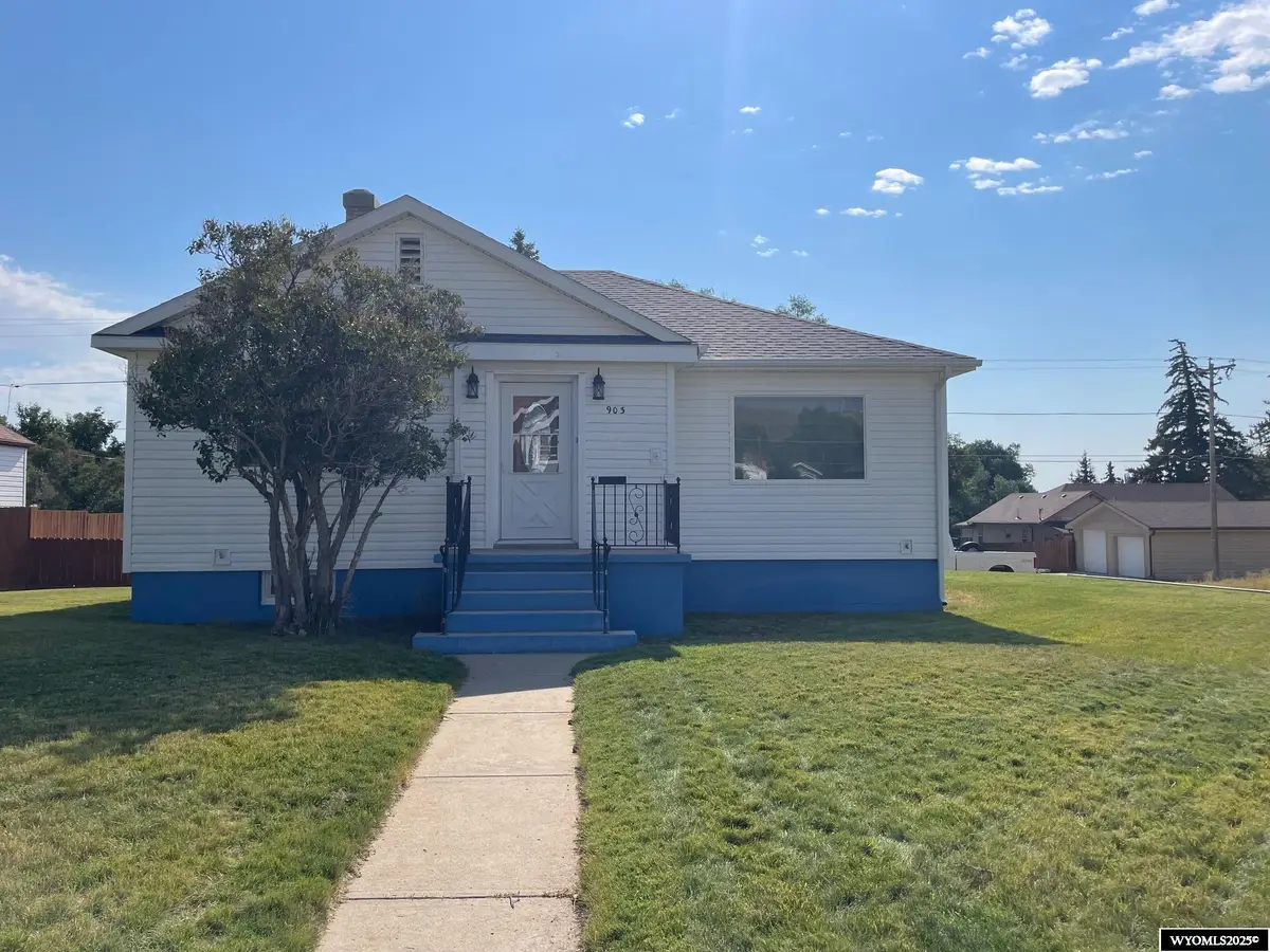 903 12th Street, Rawlins, WY 82301 - Image #1