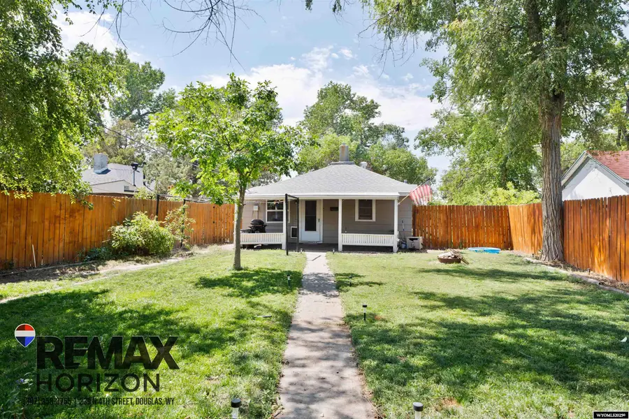 627 S 4th Street, Douglas, WY 82633 - Image #2