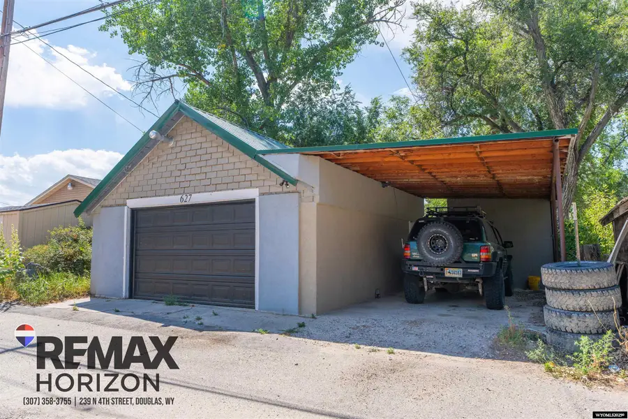 627 S 4th Street, Douglas, WY 82633 - Image #3
