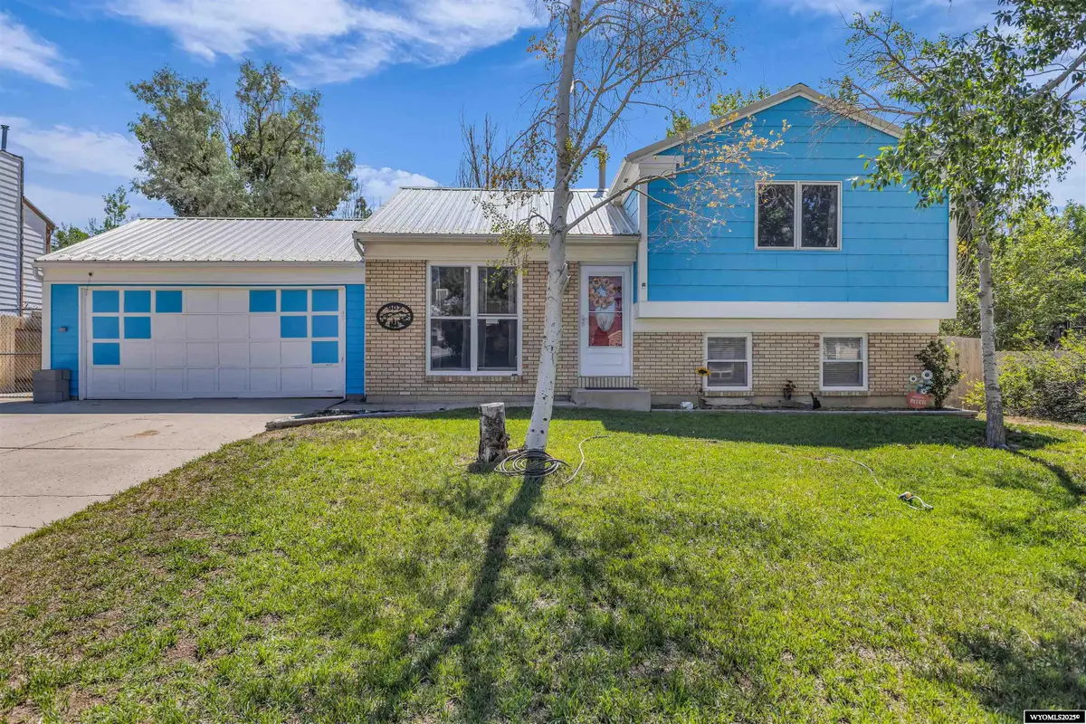 907 Garfield, Rock Springs, WY 82901 - Image #1