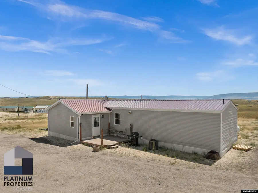 8187 Opal, Evansville, WY 82636 - Image #2