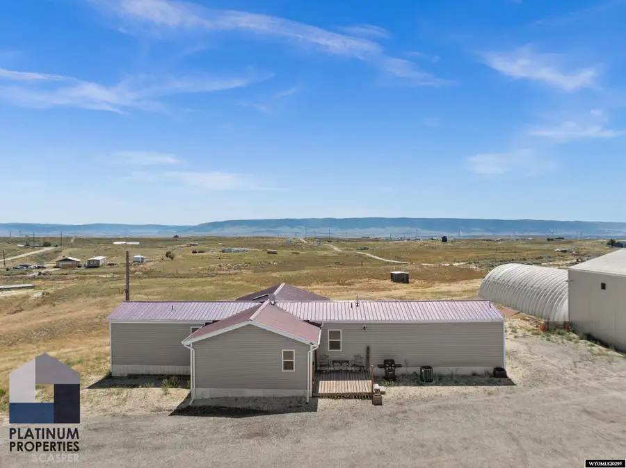 8187 Opal, Evansville, WY 82636 - Image #3