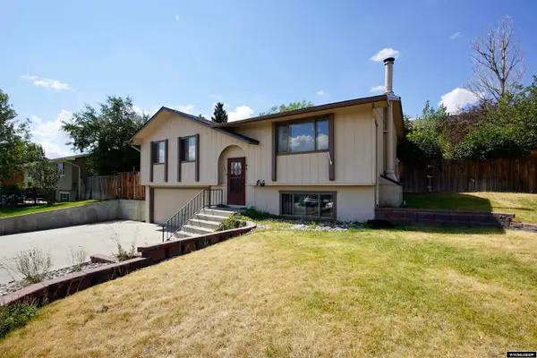 1450 S Illinois Avenue, Casper, WY 82609