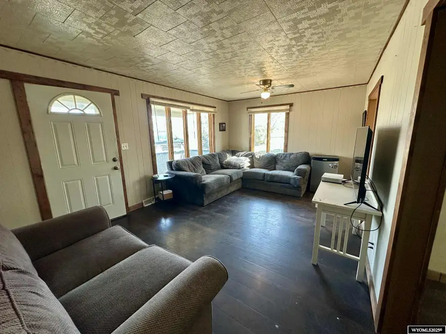 307 W 2nd Street, Shoshoni, WY 82649 - Image #3