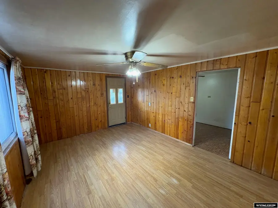 385 Wood St, Lander, WY 82520 - Image #2