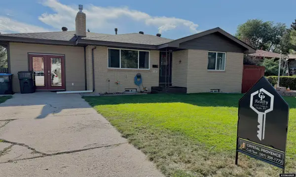 5402 Hilltop Avenue, Cheyenne, WY 82009