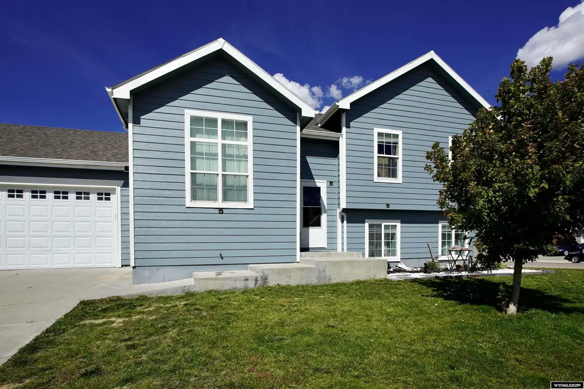 2300 Goosewing Street, Bar Nunn, WY 82601 - Image #1