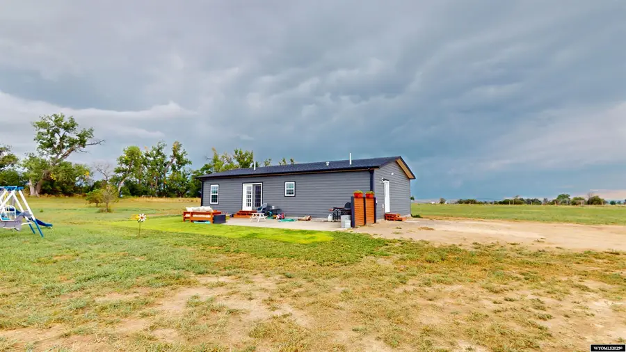 70141 Randall Ln, Morrill, NE 69358 - Image #2