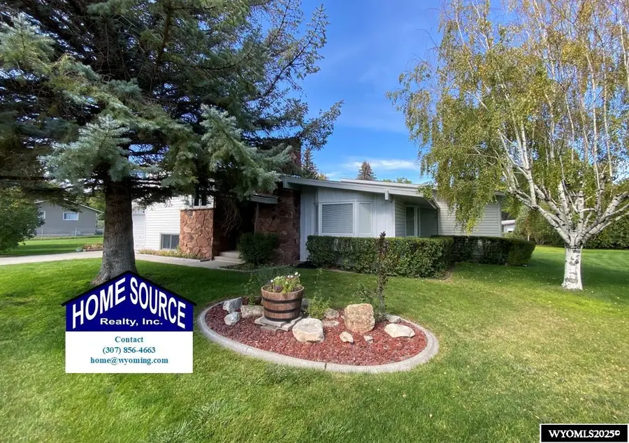 755 N 2nd St W, Riverton, WY 82501 - Image #2