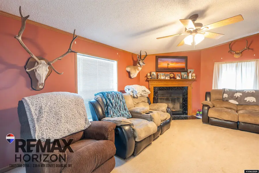 820 Leal Street, Douglas, WY 82633 - Image #3