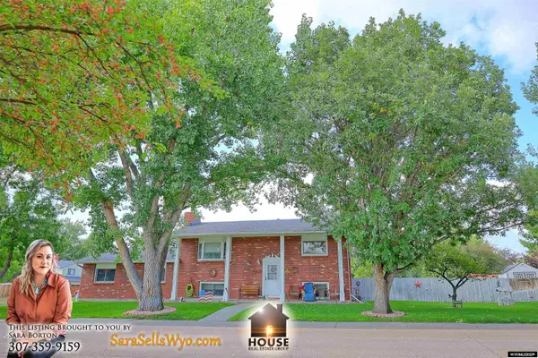 1037 Bandera Avenue, Douglas, WY 82633