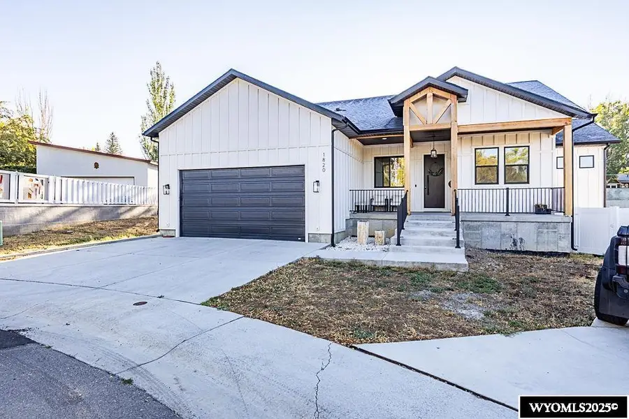 1820 Collins Street, Rock Springs, WY 82901 - Image #2