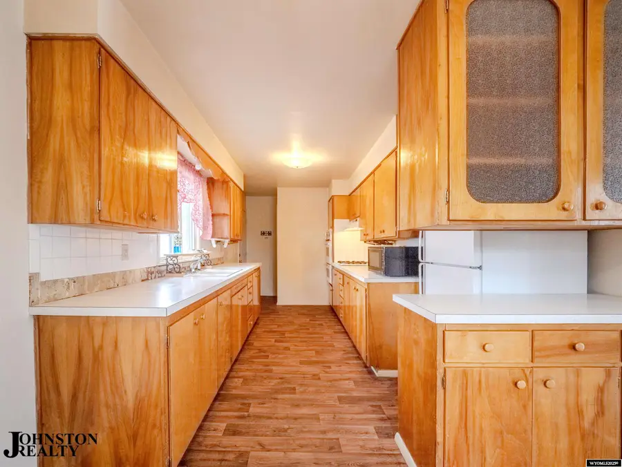 210 E 30th Avenue, Torrington, WY 82240 - Image #3