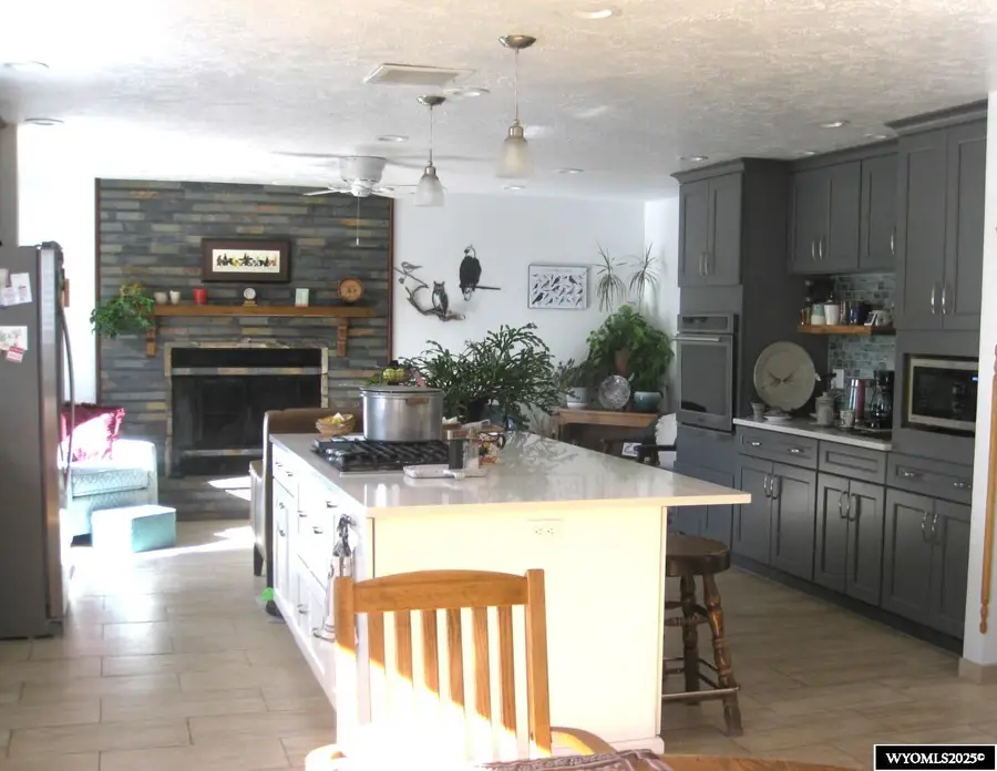 113 Butterfield Rd, Evanston, WY 82930 - Image #2
