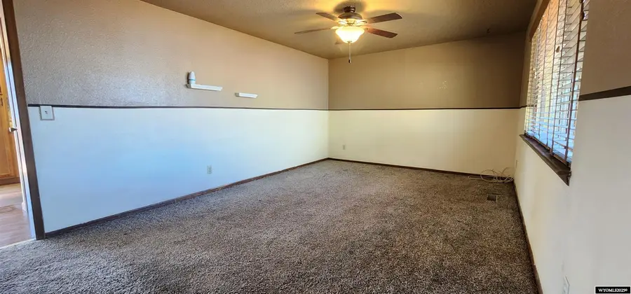 210 Mountain Road, Rock Springs, WY 82901 - Image #3