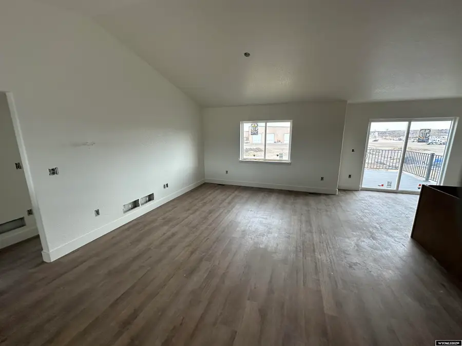 4578 Shale Circle, Mills, WY 82644 - Image #2