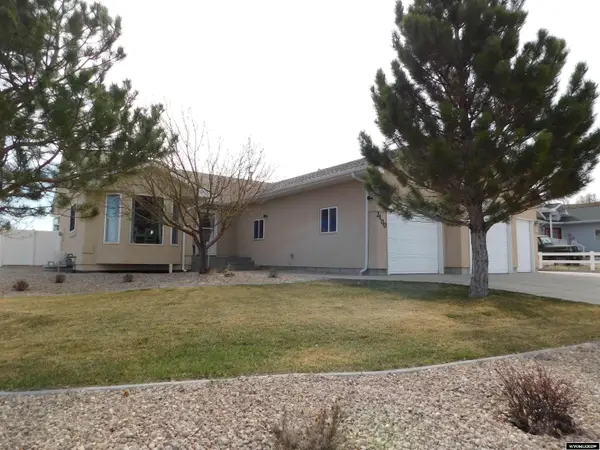 2100 Hitching Post Drive, Green River, WY 82935