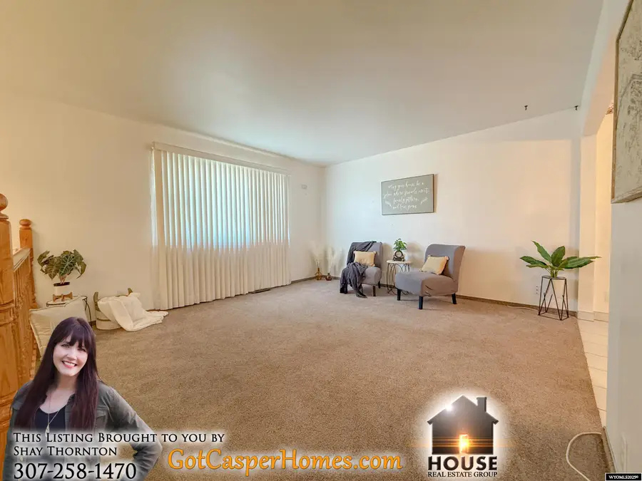 347 Big Horn Street, Evansville, WY 82636 - Image #2