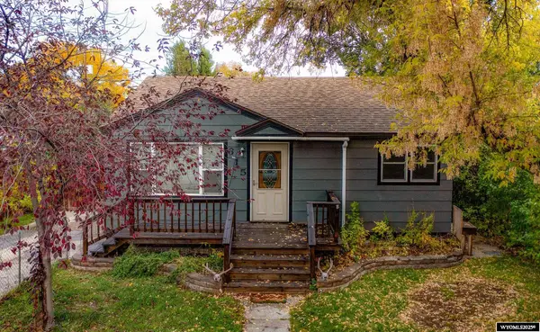 615 Holly Avenue, Worland, WY 82401