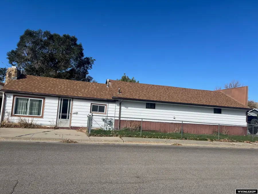502 W State Street, Rawlins, WY 82301 - Image #3