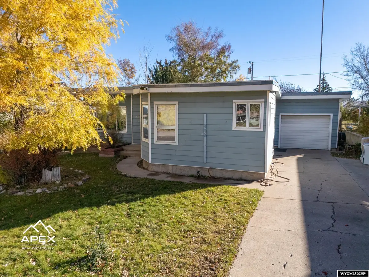 633 18th St, Evanston, WY 82930 - Image #1