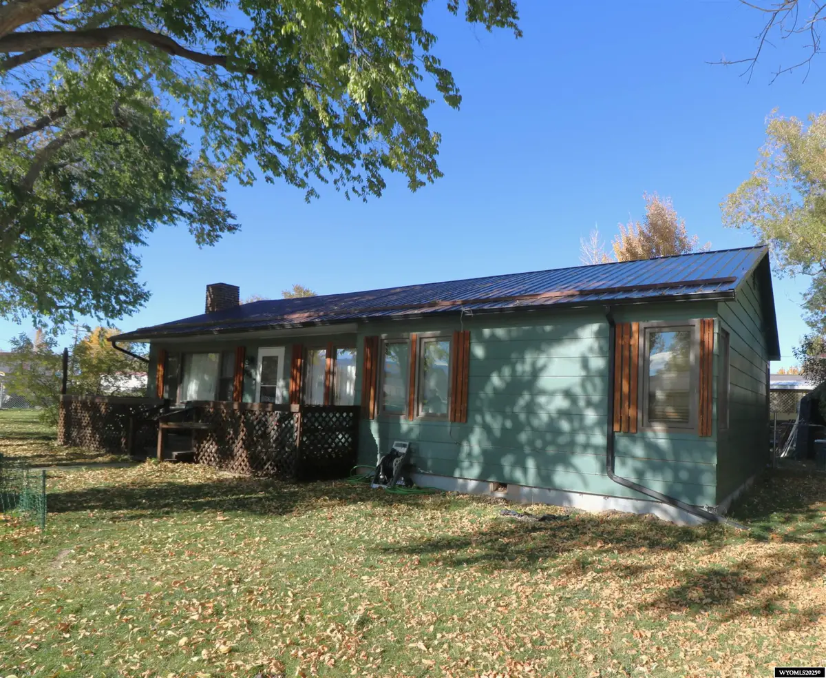560 Washington St, Lander, WY 82520 - Image #1