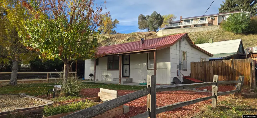 316 S 8th, Thermopolis, WY 82443 - Image #2