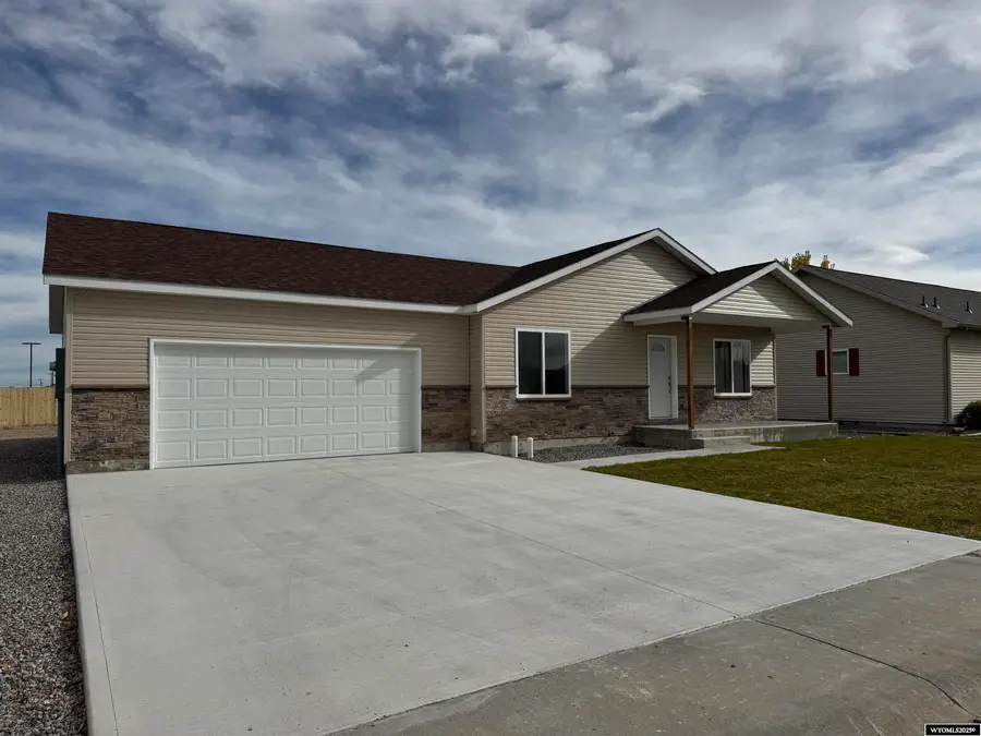 901 Tundra Drive, Riverton, WY 82501-3342 - Image #2