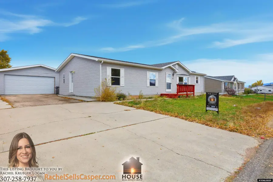 4935 Bel Vista Dr, Bar Nunn, WY 82601 - Image #2