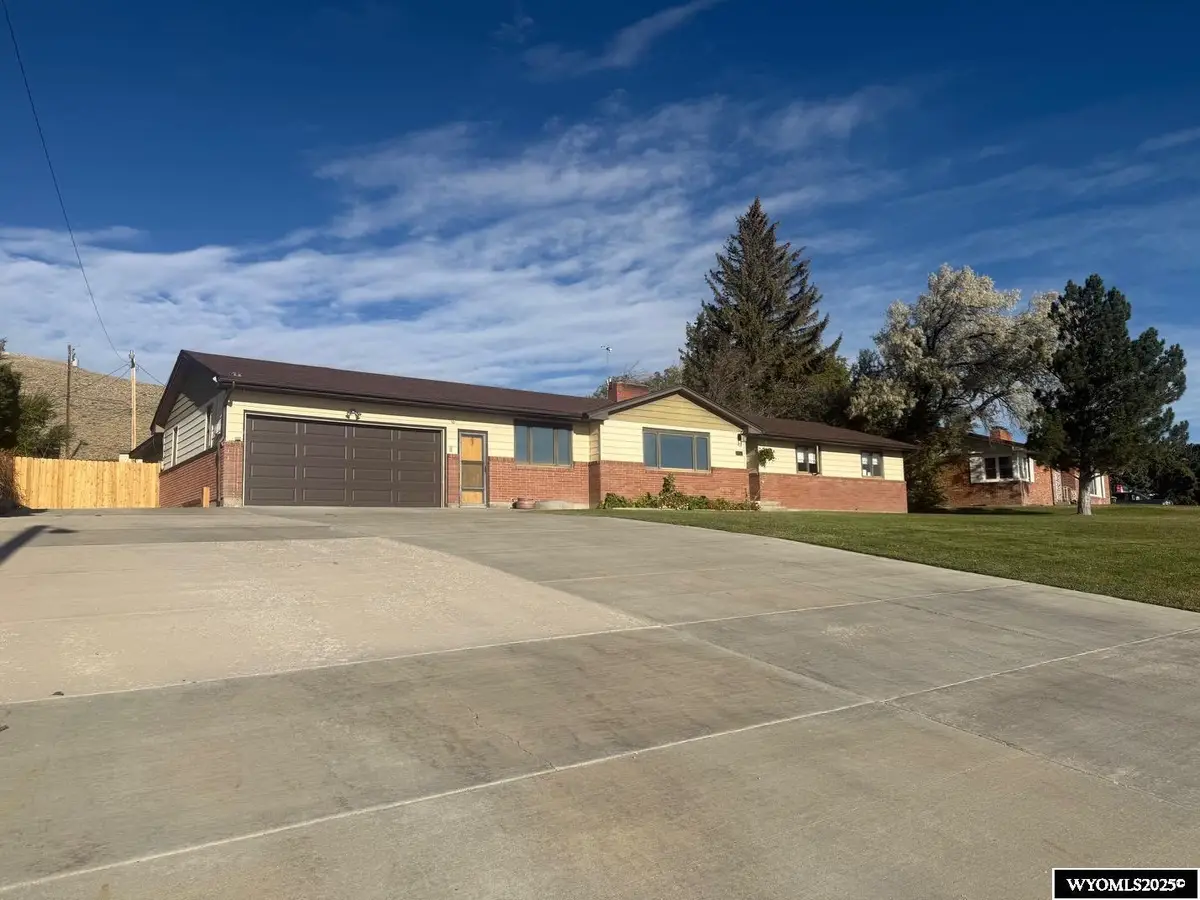 2002 Happy Hollow Circle, Rawlins, WY 82301 - Image #1