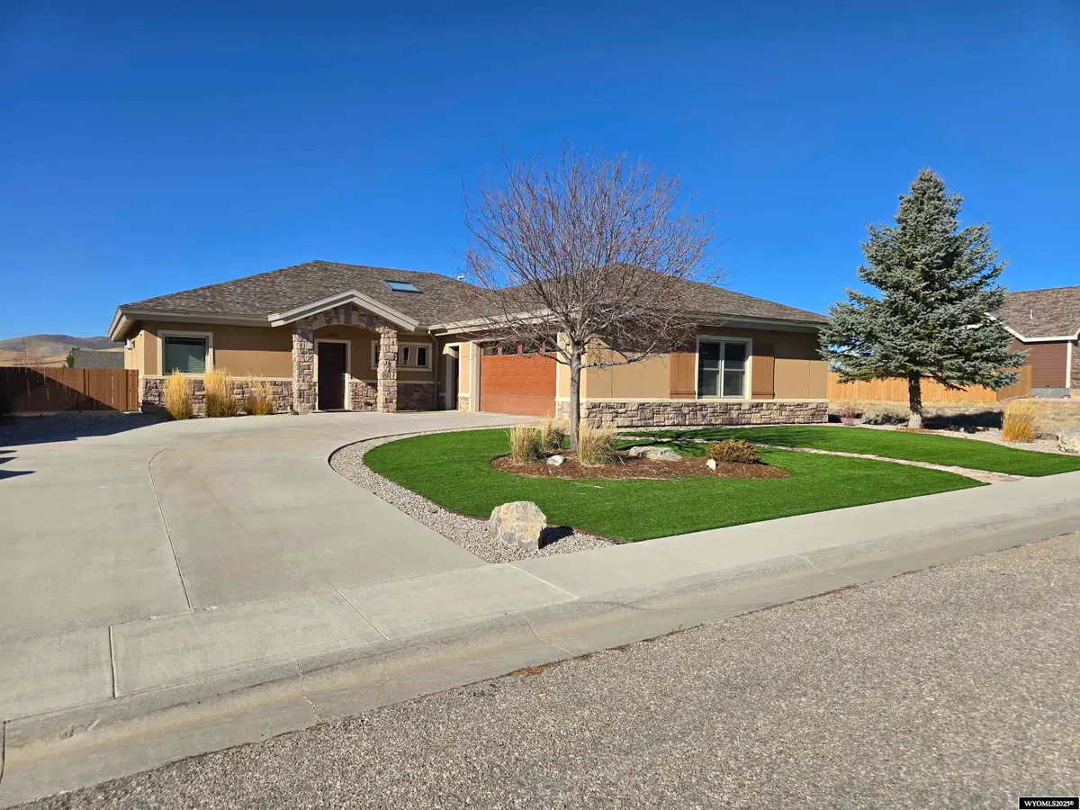 3008 Shetland Drive, Rawlins, WY 82301 - Image #1