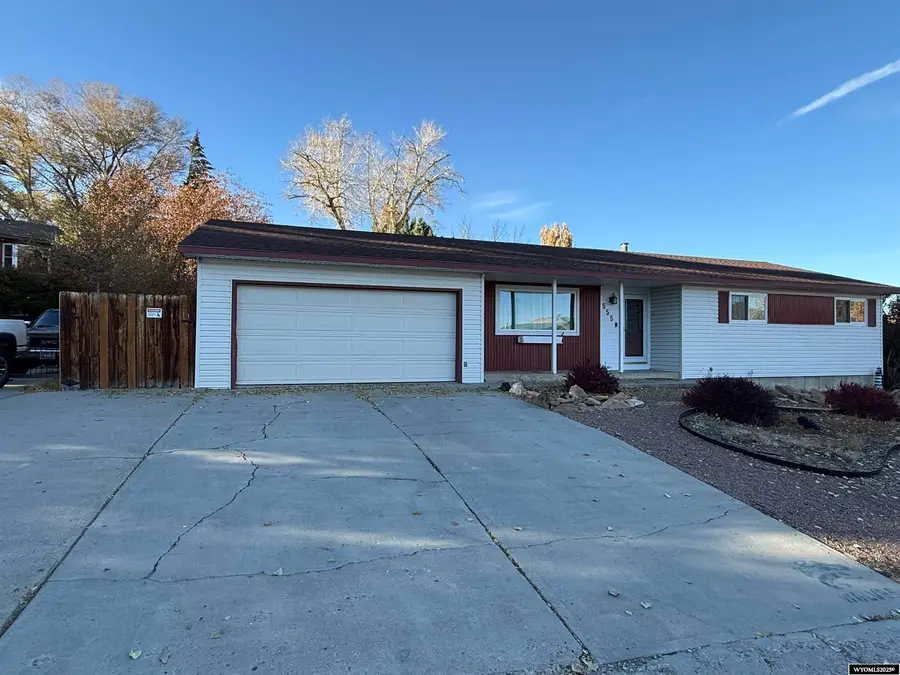 555 Easy St, Green River, WY 82935 - Image #2