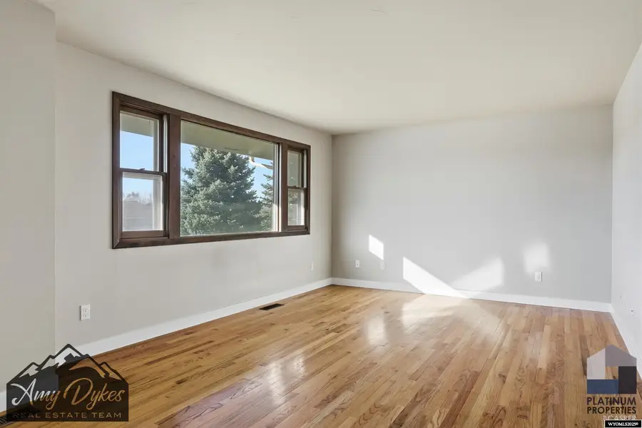 531 Seminoe St, Casper, WY 82609 - Image #3