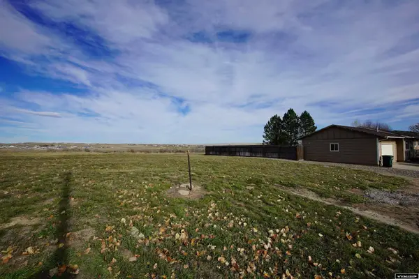 1092 Riverbend Drive, Douglas, WY 82633