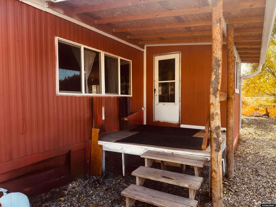 218 S C Avenue, Thermopolis, WY 82443 - Image #2