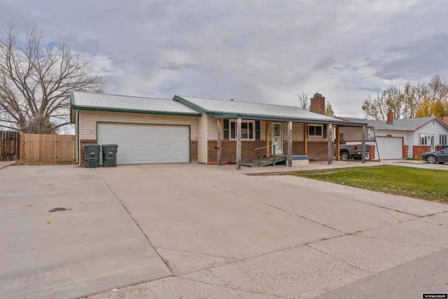217 S Wind River Drive, Douglas, WY 82633 - Image #2