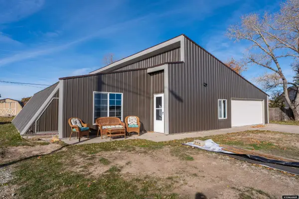 526 N Warren Avenue, Glendo, WY 82213