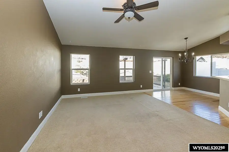 302 Via Assisi, Rock Springs, WY 82901 - Image #2
