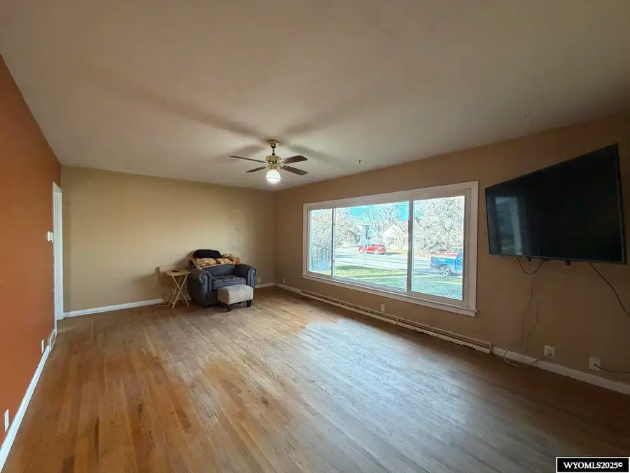 835 Garfield Street, Lander, WY 82520 - Image #3
