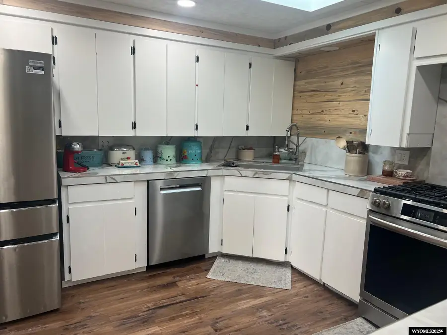 213 E Kendrick Street, Rawlins, WY 82301 - Image #3