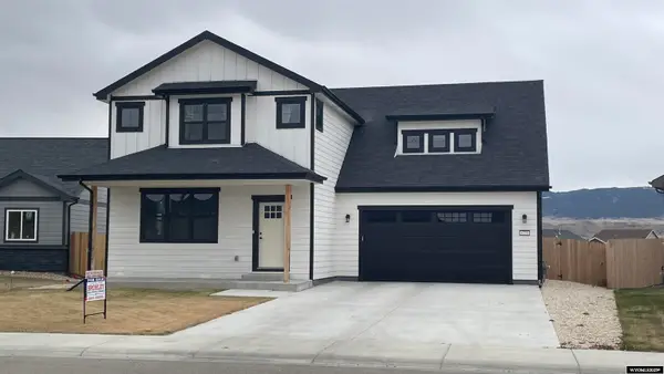 4775 Buffalo Meadow, Mills, WY 82644